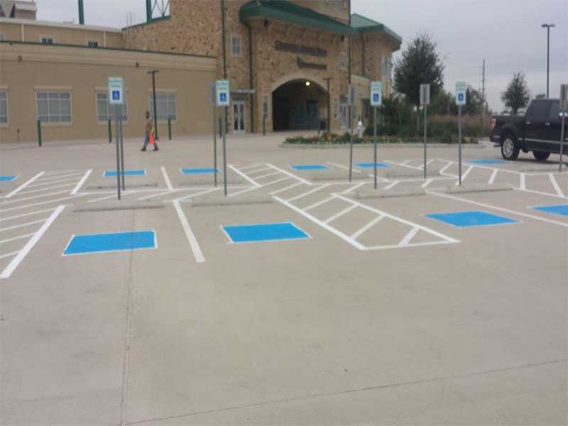 commercial paved parking lot picture
